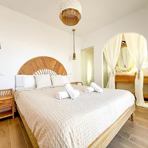Chakra House Fuerteventura - Affordable In A Cozy Guest house